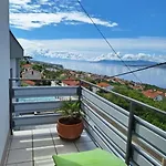 Estrella *