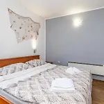 Estrella Villa
